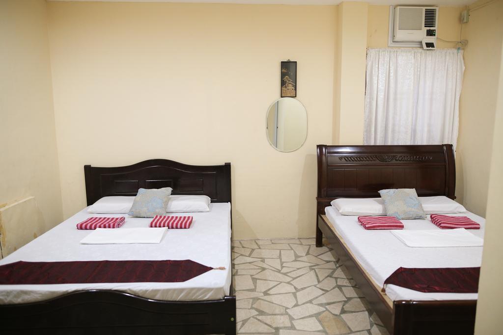 Sascha'S Resort Oslob Pokoj fotografie